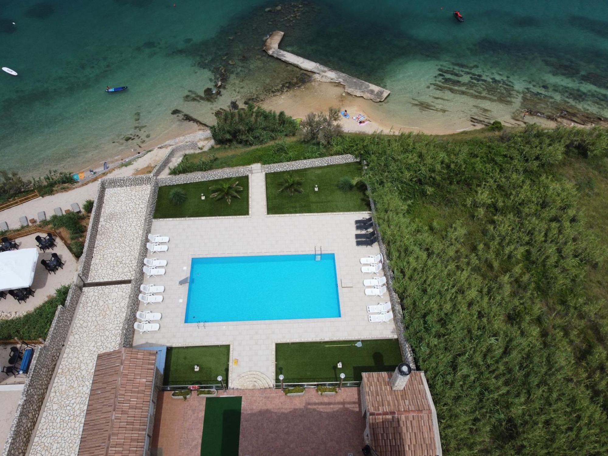 Apartman Pool Antonia *